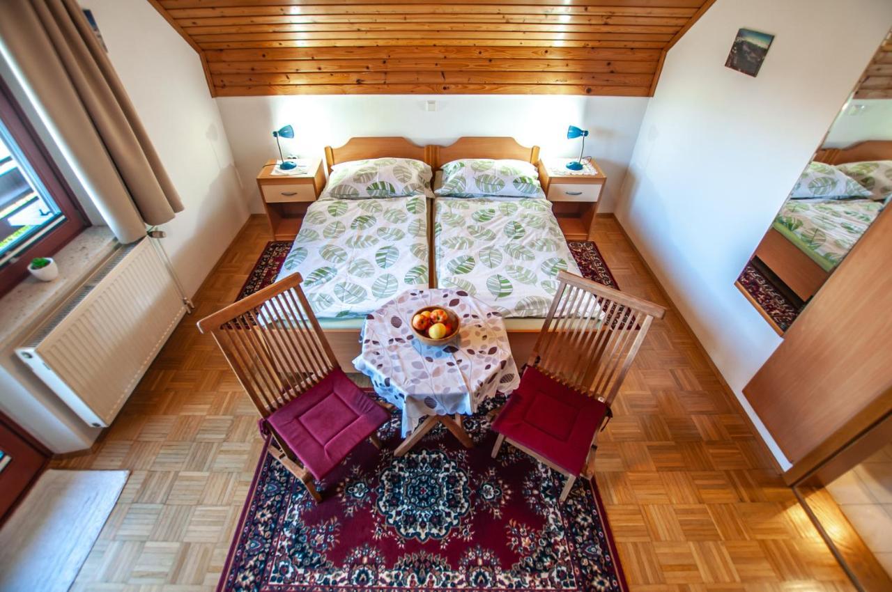 Guest House Alenka Бохин Екстериор снимка