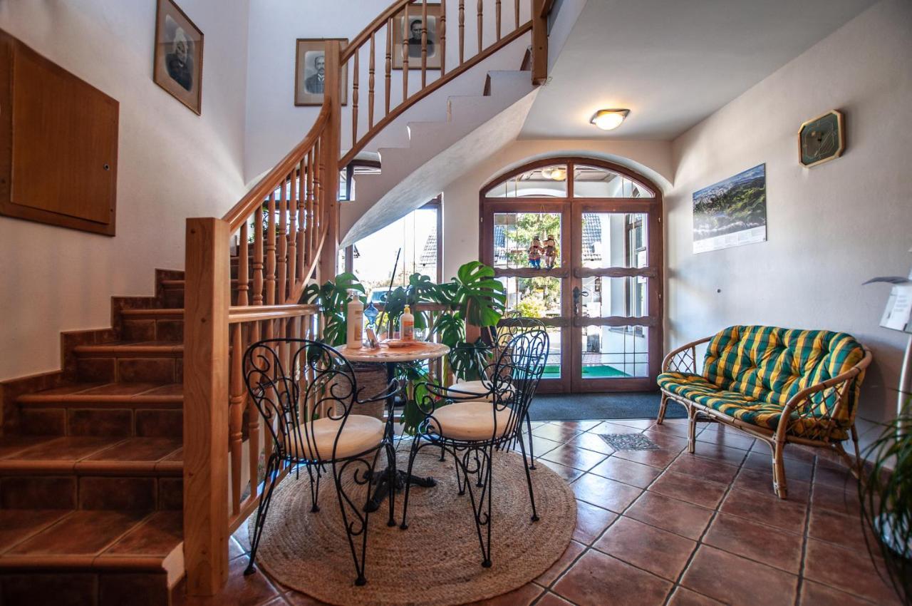 Guest House Alenka Бохин Екстериор снимка