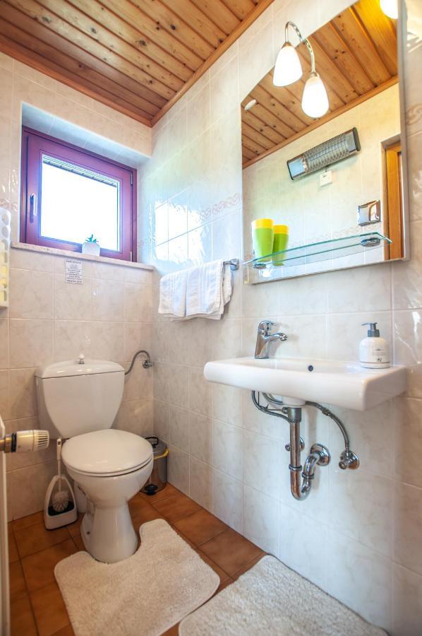 Guest House Alenka Бохин Екстериор снимка