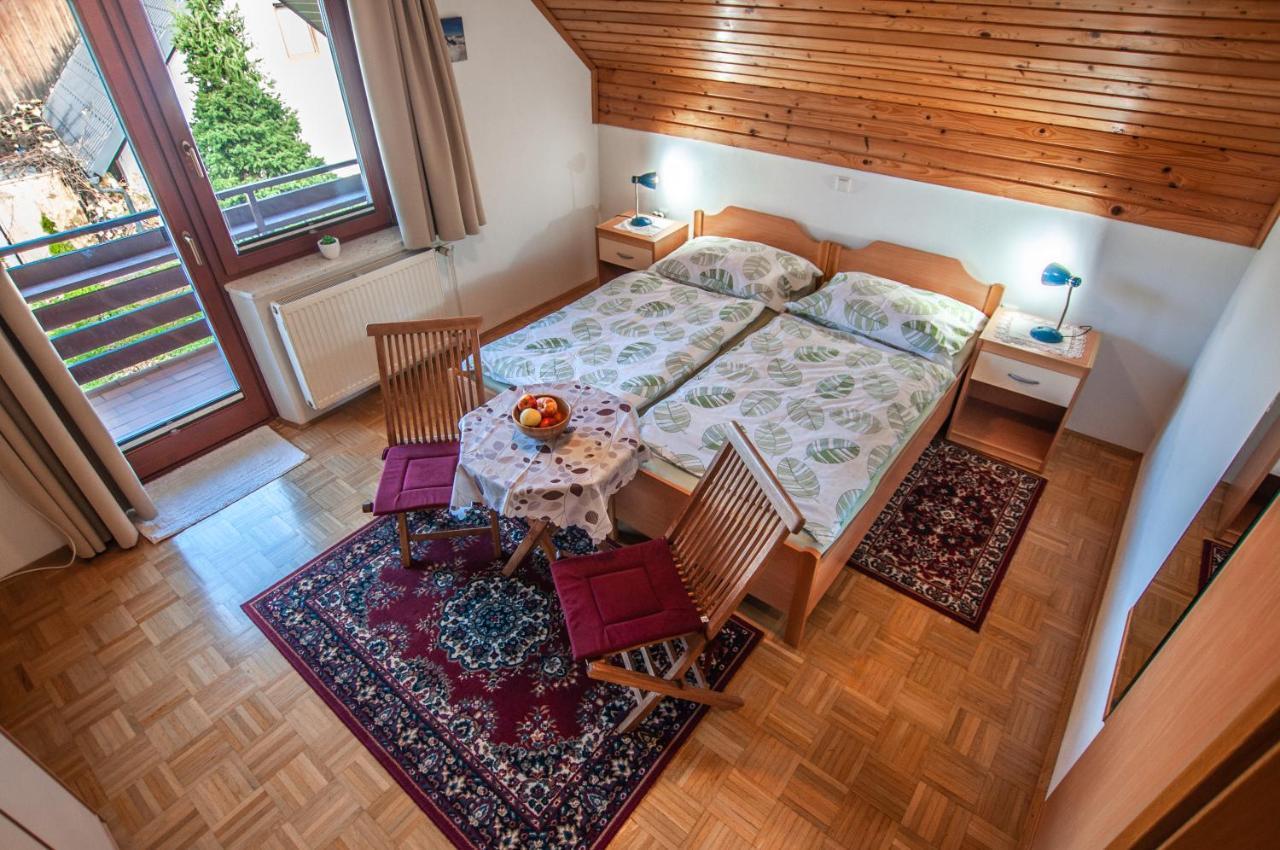 Guest House Alenka Бохин Екстериор снимка