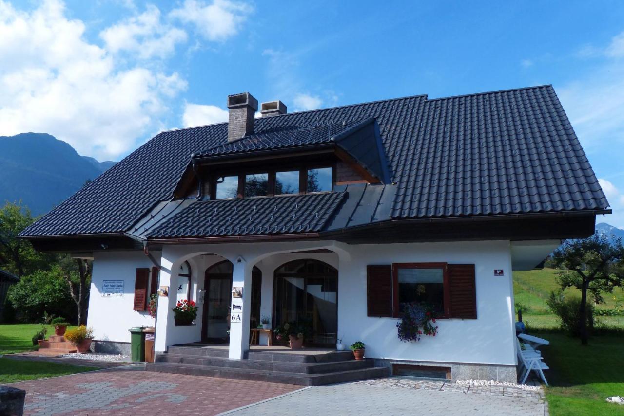Guest House Alenka Бохин Екстериор снимка